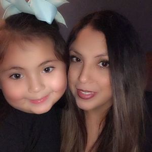 Meet your Posher, Daniela